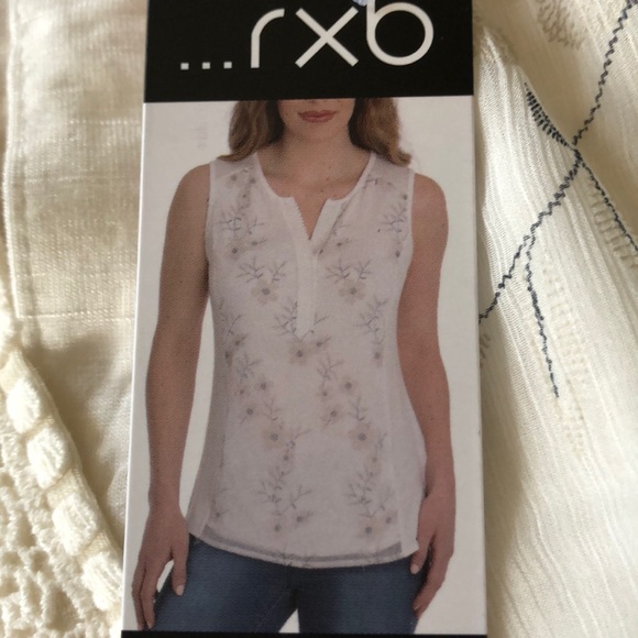NWT RXB Womens Sleeveless Blouse - Size S - Picture 2 of 6